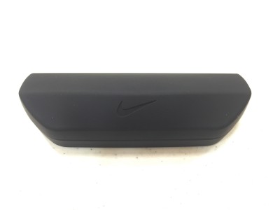NIKE VORTEX ケース