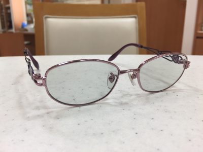 MO'EYE GRAY