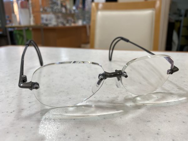 アイメトリクス　コリント　ガンメタル