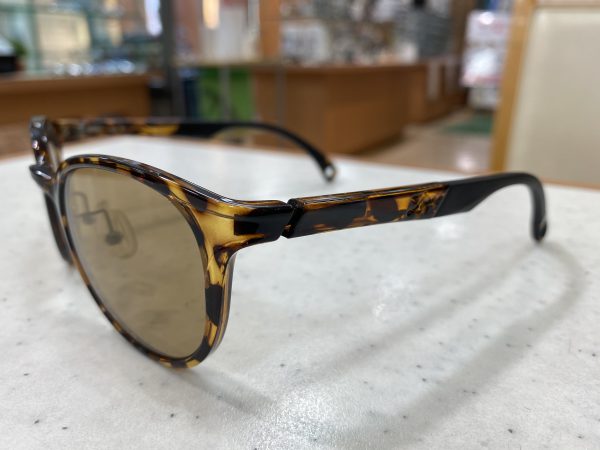 ジュノ　ブラウンデミ