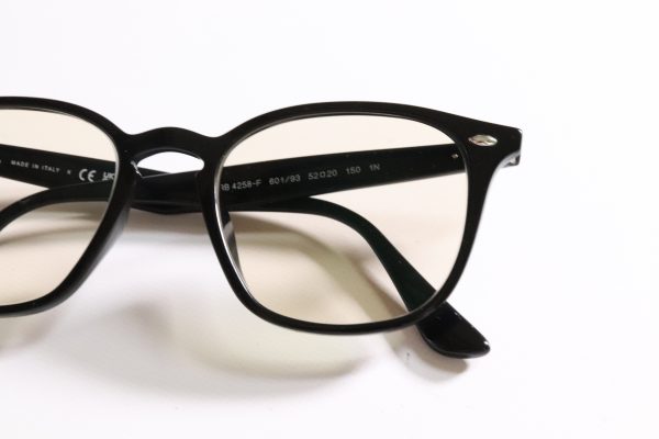 RB4258F 601/93