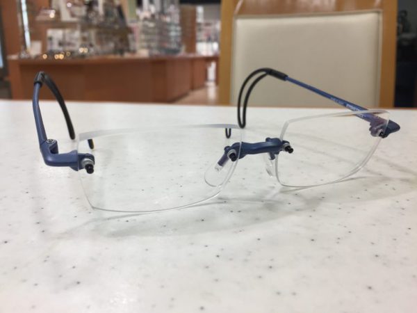 コリント ダークブルー