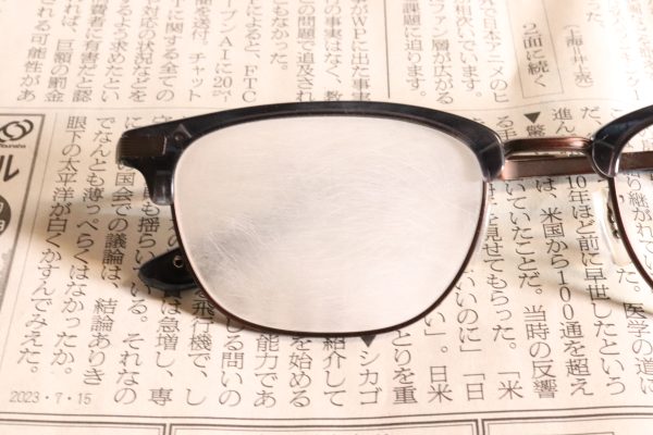 オクルーダーレンズ