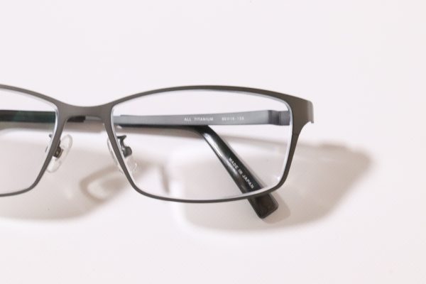 BC778 グレー