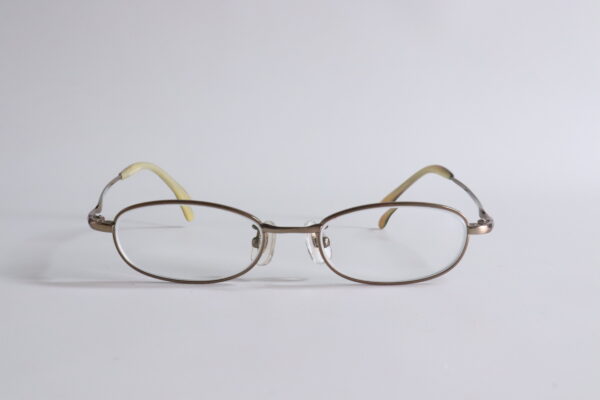 オーバルメタル